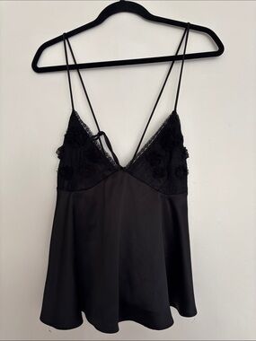 EUC✨ Zara Satin & Lace Camisole